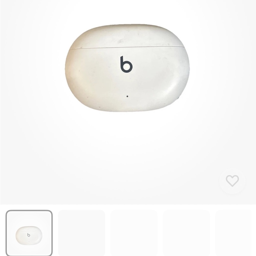 Beats by Dre White Earbud Headphones
